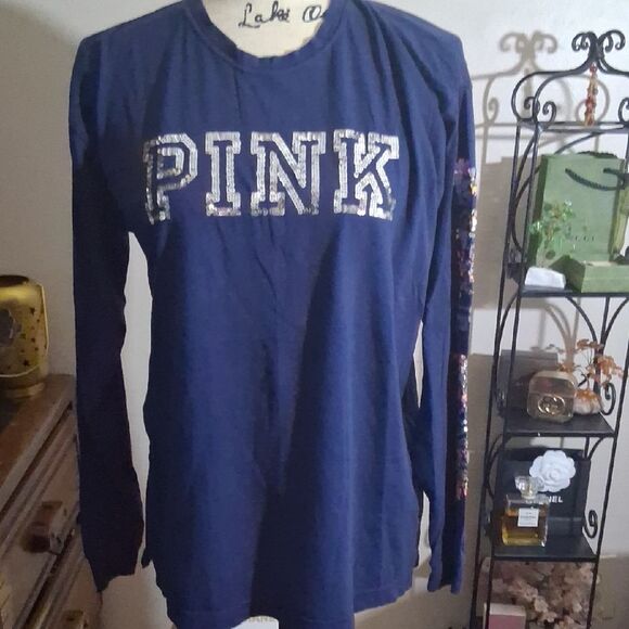 PINK Victoria's Secret Blue Sequin Logo Top Size Small - Picture 1 of 8